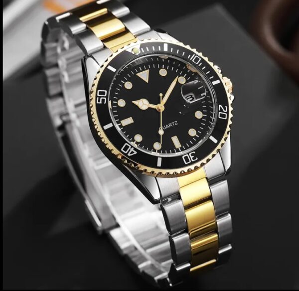 Luxury Men's Stainless Steel Waterproof Wristwatch - Elegant and Durable Design