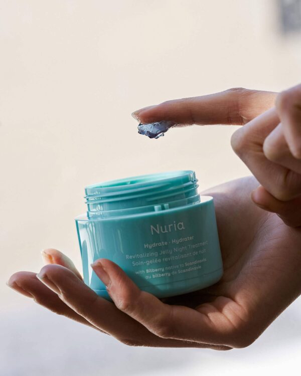 Nuria Hydrate & Revitalize Jelly Night Treatment: Wake Up to Radiant Skin - Image 5